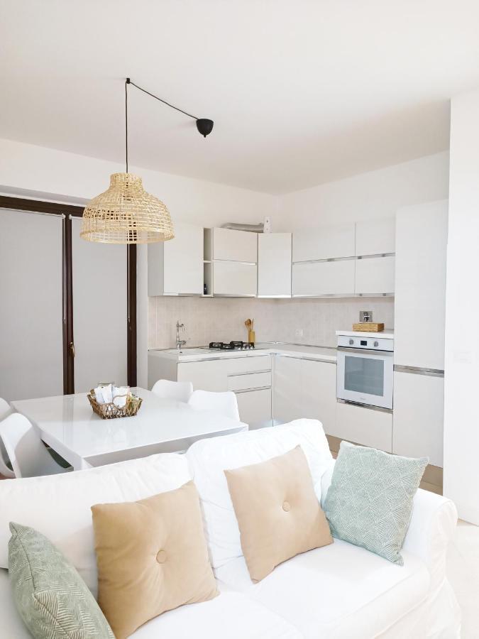 Ai Castelli Apartment - Locazione Turistica Cin It58060C2Fhnreg9A Colonna Luaran gambar